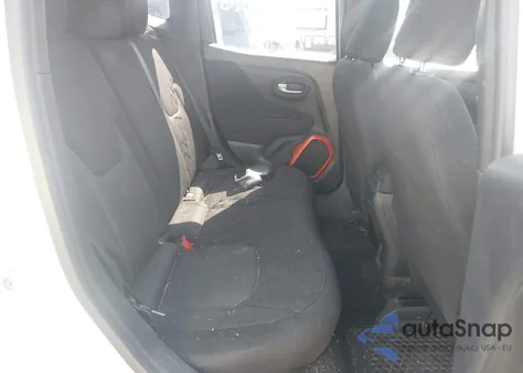 2018 Jeep Renegade Upland Edition 4X4 из США, поврежденный, VIN ZACCJBAB8JPH45225